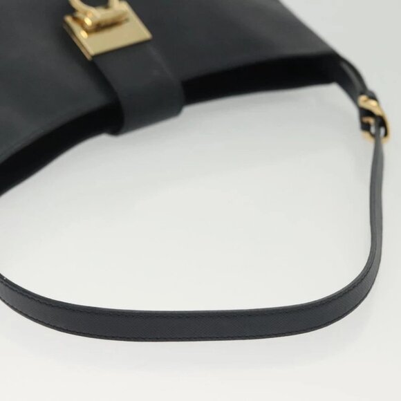 Salvatore Ferragamo Gancini Hand Bag Leather Navy Gold Auth 135232 - Picture 9 of 15